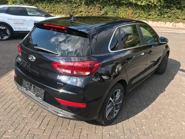 Hyundai i30 Hybrid Prime