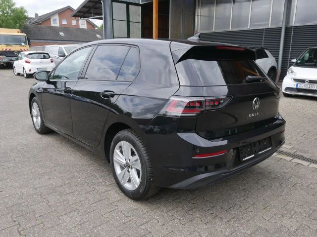 Volkswagen Golf 1.5 eTSI Golf VIII Life