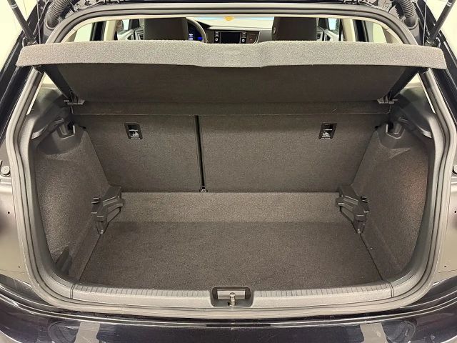 Volkswagen Polo 1,0*8 Fach*Parksensoren*Apple Carplay*Android A...