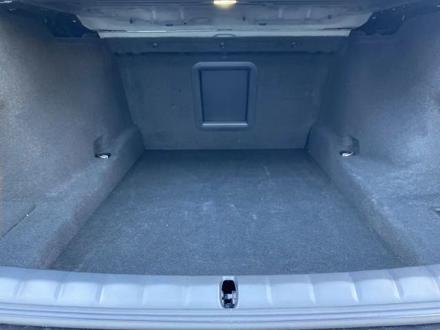 BMW 740 740d M-Sport Sedan xDrive