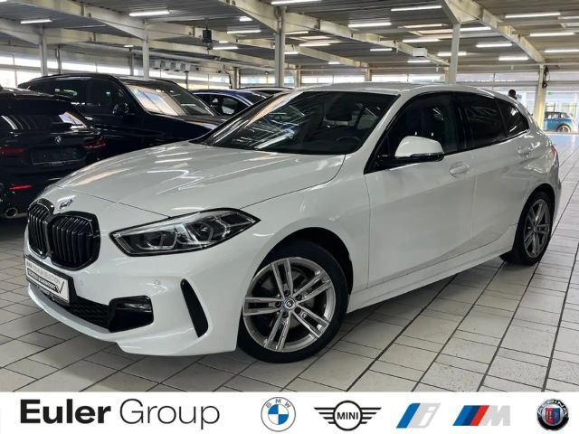 BMW 118 118i 5-deurs Sedan