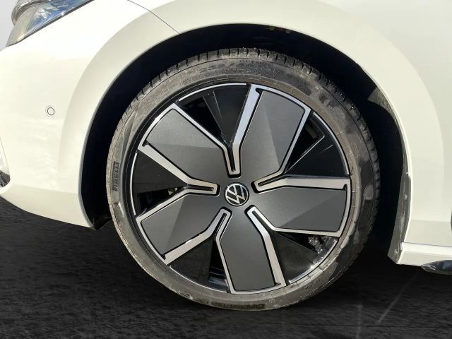 Volkswagen Passat 2.0 TDI DSG R-Line Variant