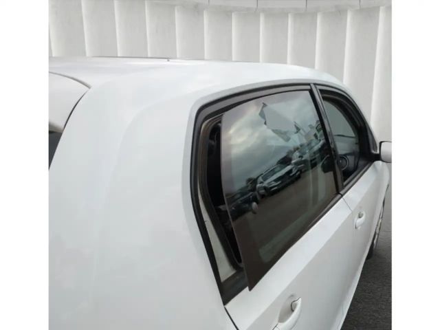 Volkswagen up! Move up!