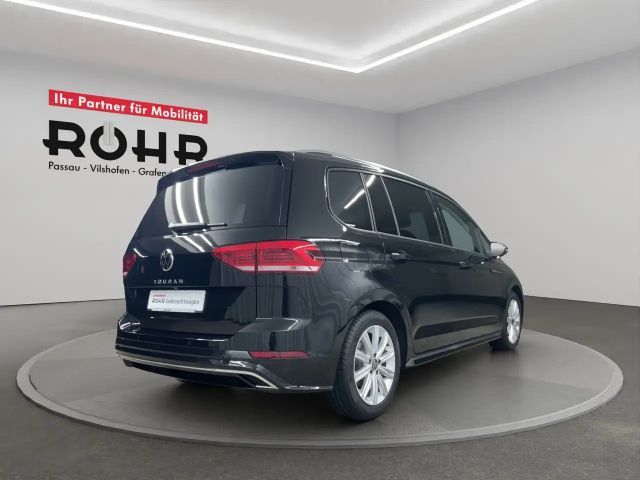 Volkswagen Touran 1.5 TSI DSG R-Line