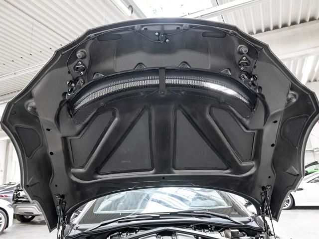 Aston Martin Vantage Roadster Carbon Exterior Performance Sitz