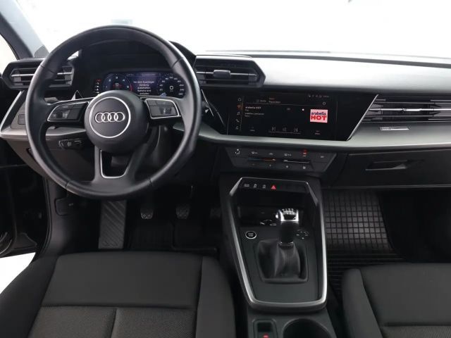 Audi A3 30 TDI Sedan