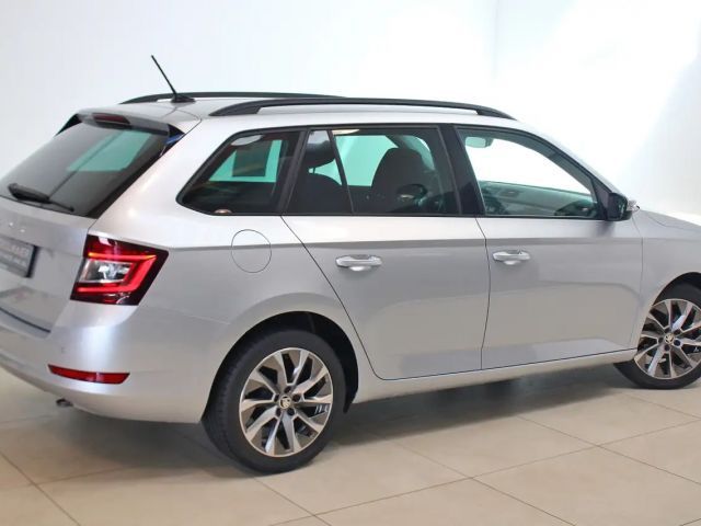 Skoda Fabia 1.0 TSI Clever Combi