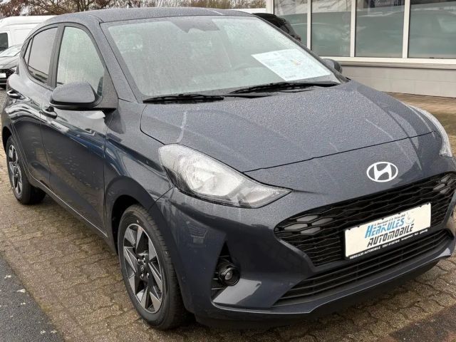 Hyundai i10 1.2l AMT Navi/Kamera/Shz/Lhz/Klimaautomatik