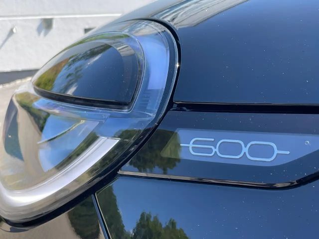 Fiat 600e La Prima