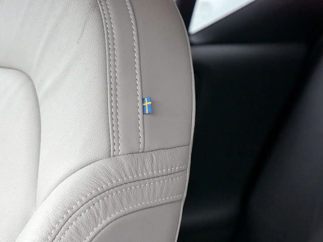 Volvo XC40 Bright Plus Recharge T5