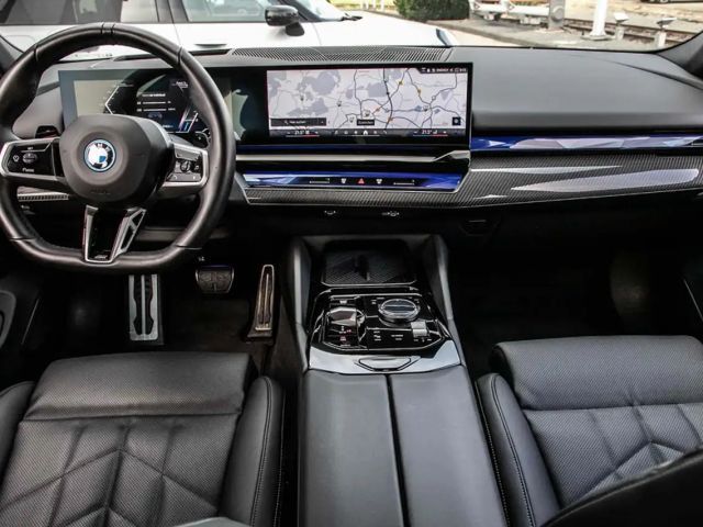 BMW 550 M-Sport Sedan