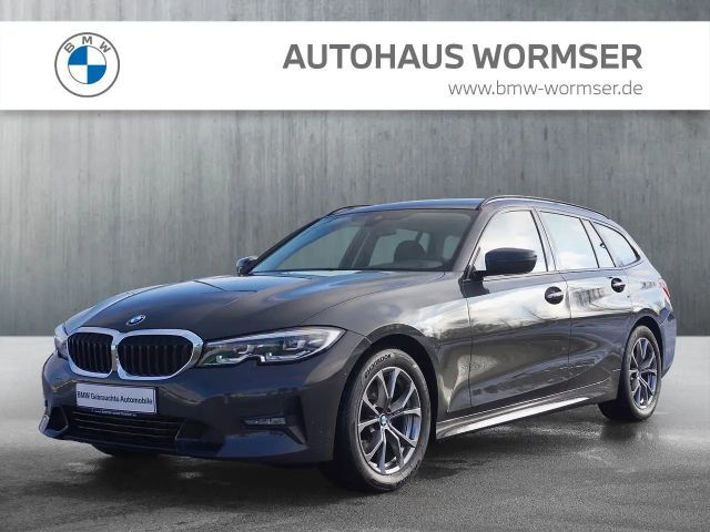 BMW 320 320d Sport Line Touring xDrive