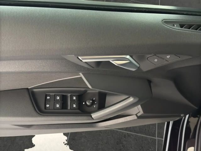 Audi A3 30 TFSI Sedan Sportback