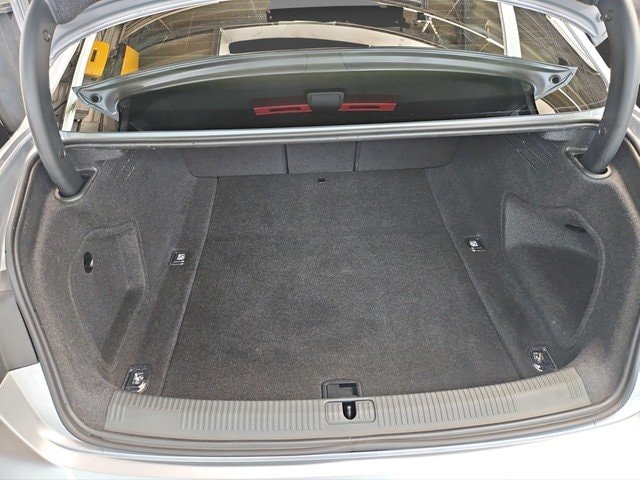 Audi A4 40 TFSI S-Tronic Sedan