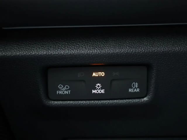 Volkswagen Tiguan 1.5 eTSI Elegance Elegance