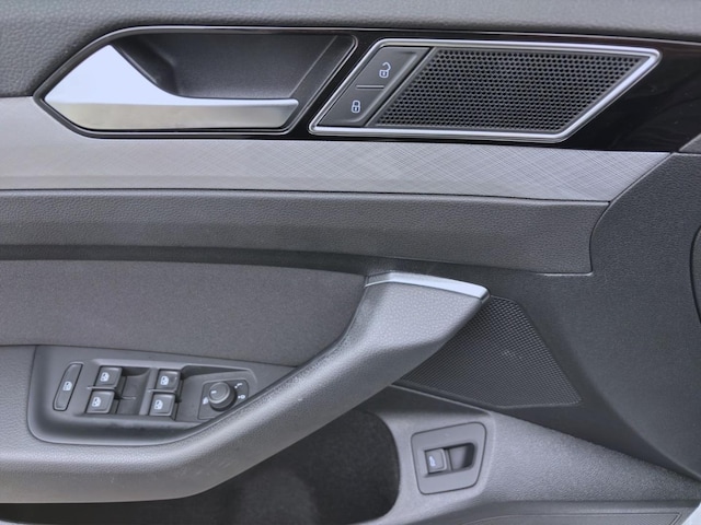 Volkswagen Passat 2.0 TDI Business DSG Variant