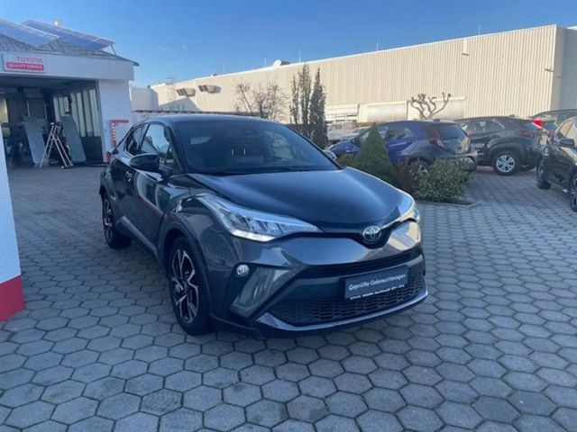 Toyota C-HR Hybride Team D