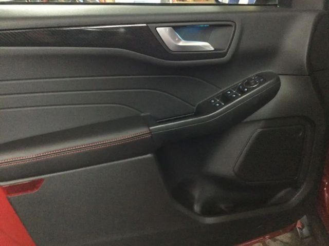 Ford Kuga EcoBoost ST Line