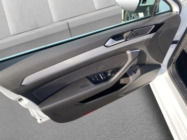 Volkswagen Passat DSG R-Line Variant