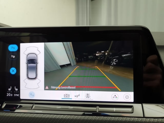 Volkswagen Golf R-Line