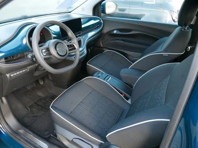 Fiat 500e 42 kWh Icon