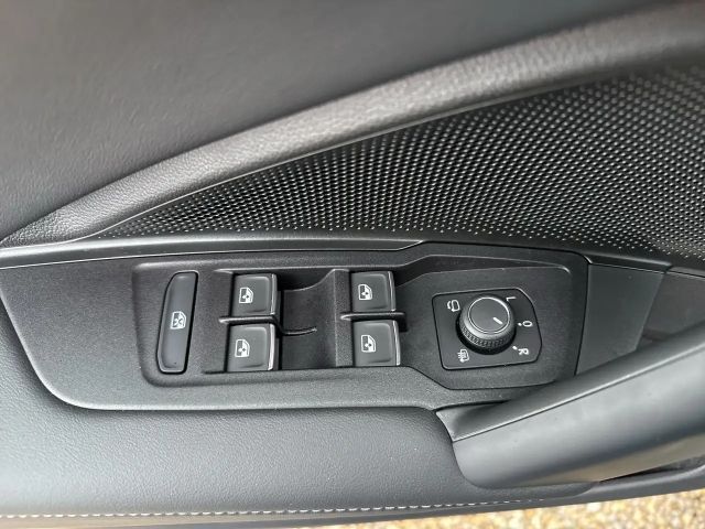 Volkswagen Tiguan R-Line eHybrid