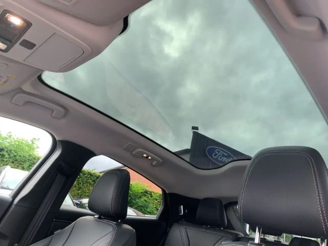 Ford Mustang Mach-E Basis Panorama Navi Digitales Cockpit Memory Sitze