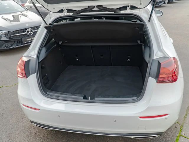 Mercedes-Benz A 200 Progressive