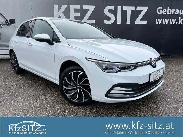 Volkswagen Golf 1.5 TSI Life