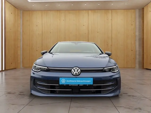 Volkswagen Golf 1.5 TSI Golf VIII Plus