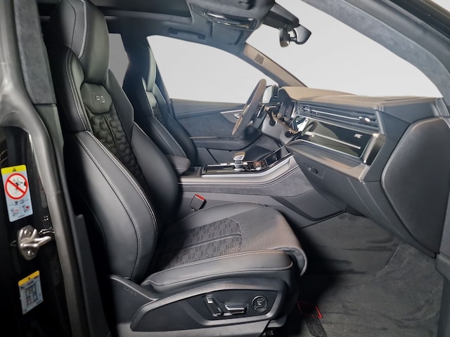 Audi RS Q8 Performance Quattro