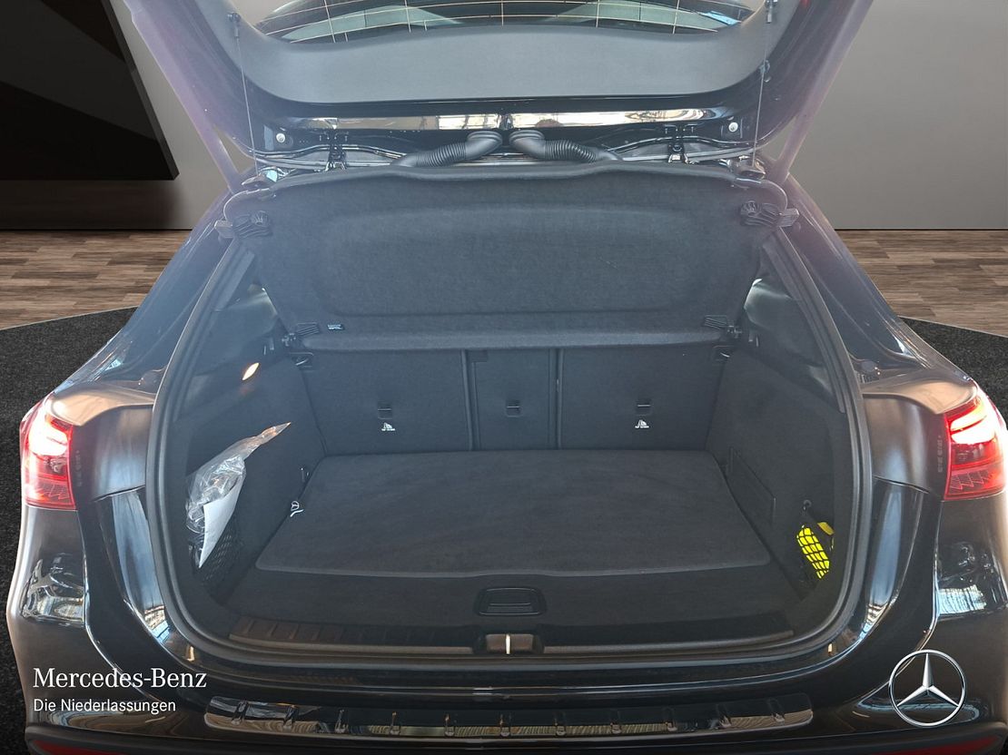 Mercedes-Benz GLA 180 Progressive