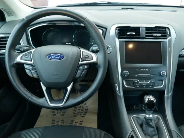 Ford Mondeo Titanium