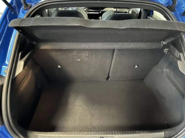 Peugeot E-208 GT-Line