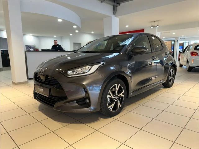 Toyota Yaris Hybride Team D