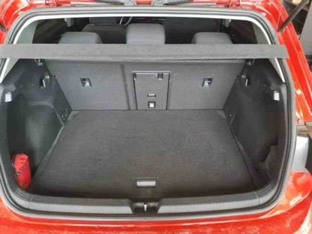 Volkswagen Golf 1.5 TSI Golf VIII