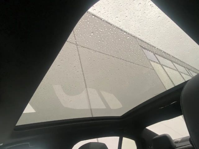 BMW 520 520i M-Sport Sedan