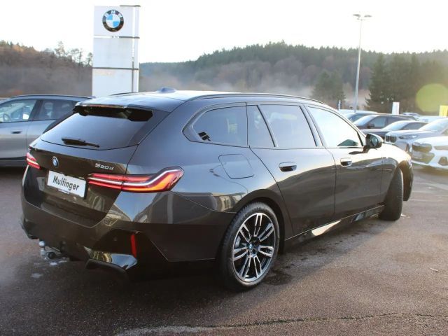 BMW 520 520d M-Sport Touring xDrive