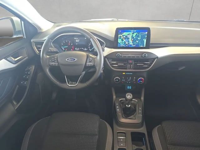 Ford Focus Cool & Connect EcoBoost Wagon