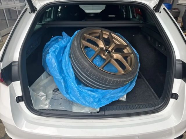 Skoda Octavia Combi RS