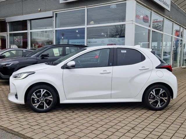 Toyota Yaris Comfort Hybride Team D