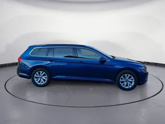 Volkswagen Passat 2.0 TDI Business DSG Variant