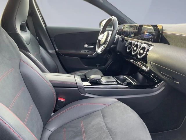 Mercedes-Benz A 250 A 250 e AMG Line