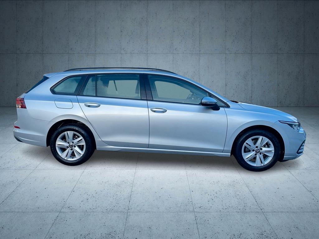 Volkswagen Golf 1.5 eTSI DSG Life Variant