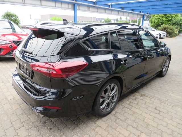 Ford Focus ST Line Wagon