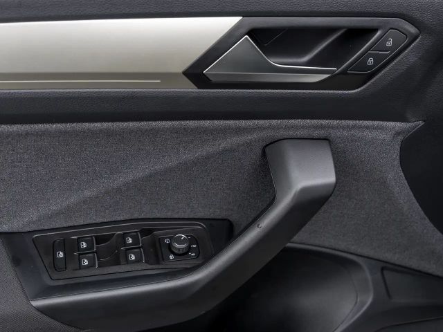 Volkswagen T-Roc 1.5 TSI DSG Move