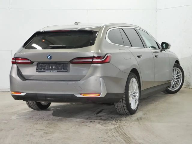BMW 530 530e Touring