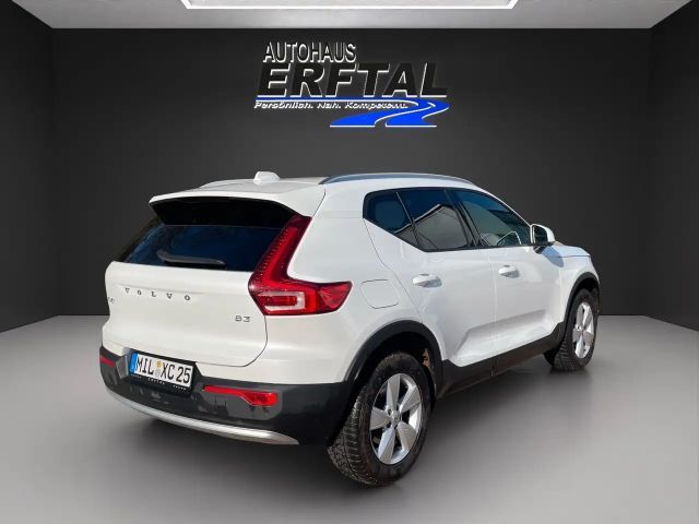 Volvo XC40 Core
