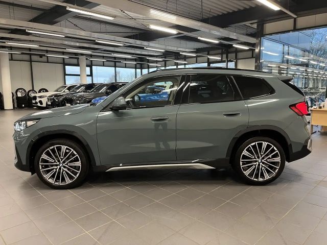 BMW X1 xDrive23d xLine HUD PANO ACC AHK 360°KAM RFK