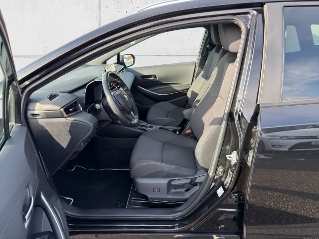 Toyota Corolla Active